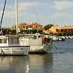 Dans Marina Avec Piscine * Saint-Cyprien (Pyrenees-Orientales)