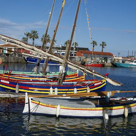 Dans Marina Avec Piscine * Saint-Cyprien (Pyrenees-Orientales)