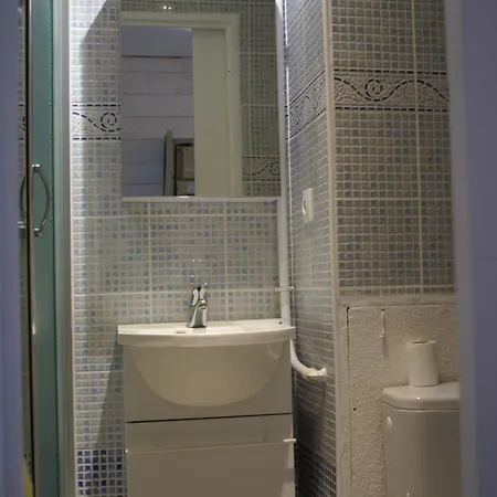 Dans Marina Avec Piscine *